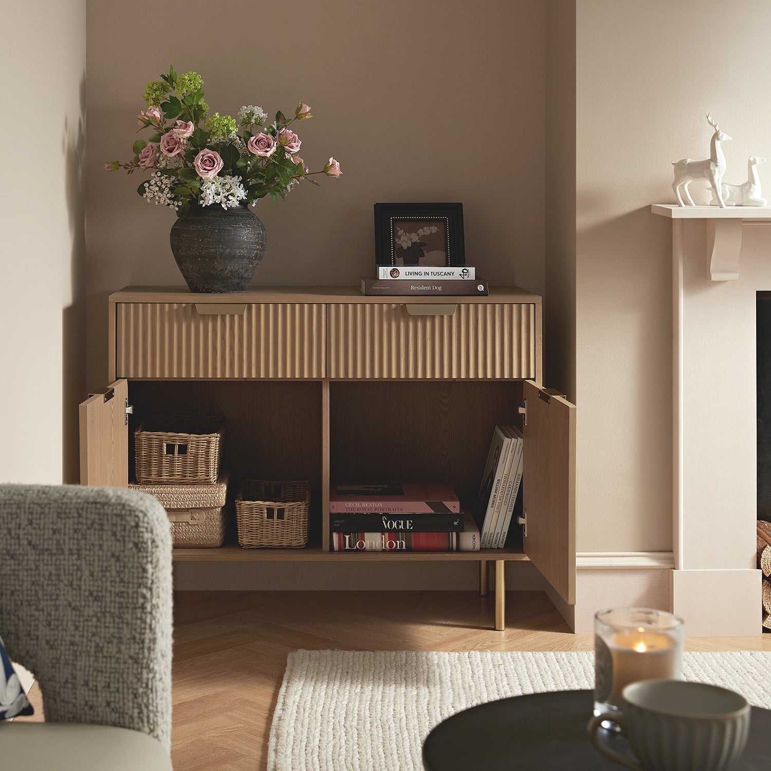 Richmond Ridged 2-Door Cabinet with Drawers, Light Ash