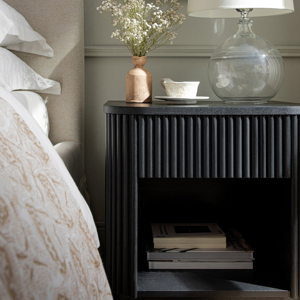 Maru 1-Drawer Bedside Table, Black