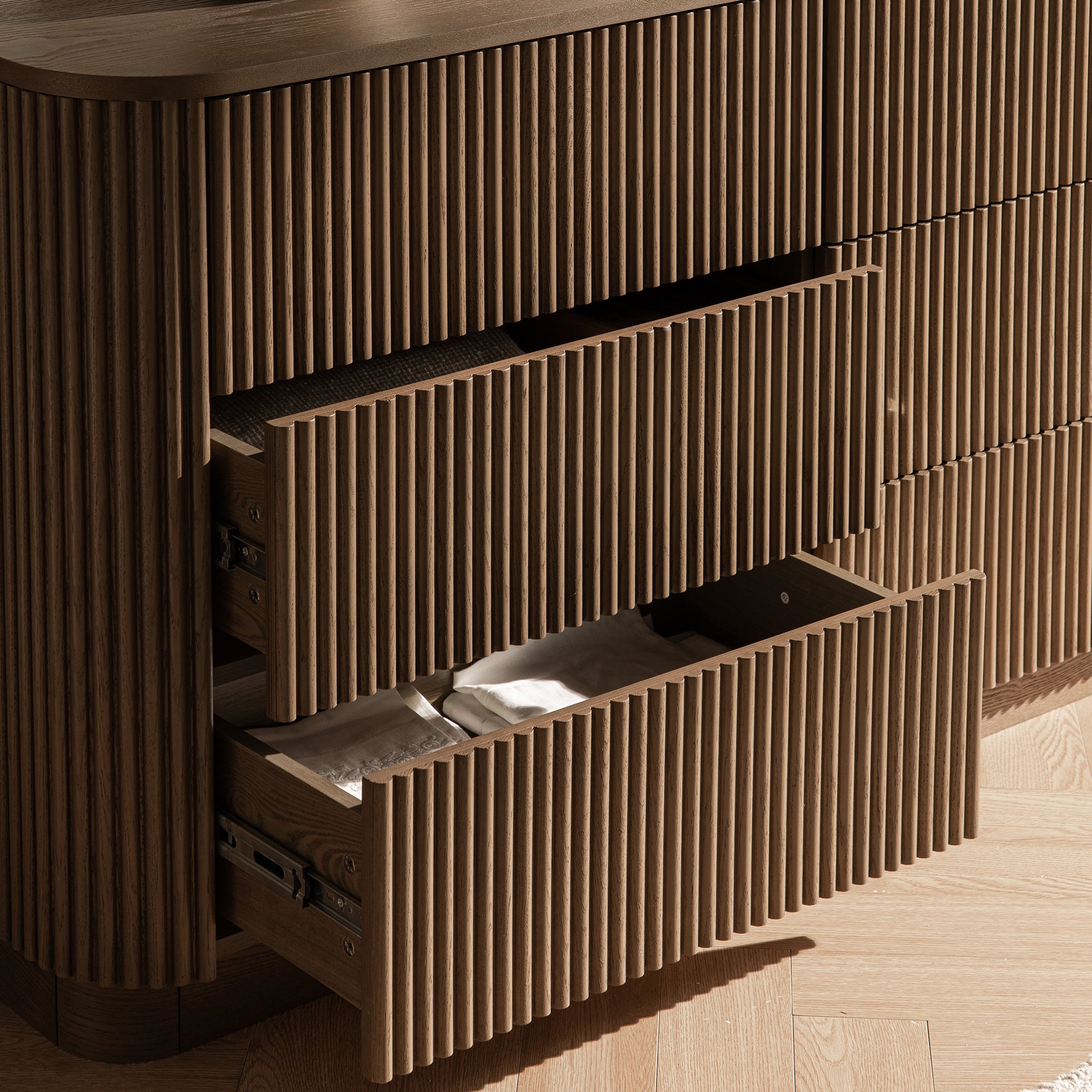 Maru Chest of 6 Drawers, Silver Oak