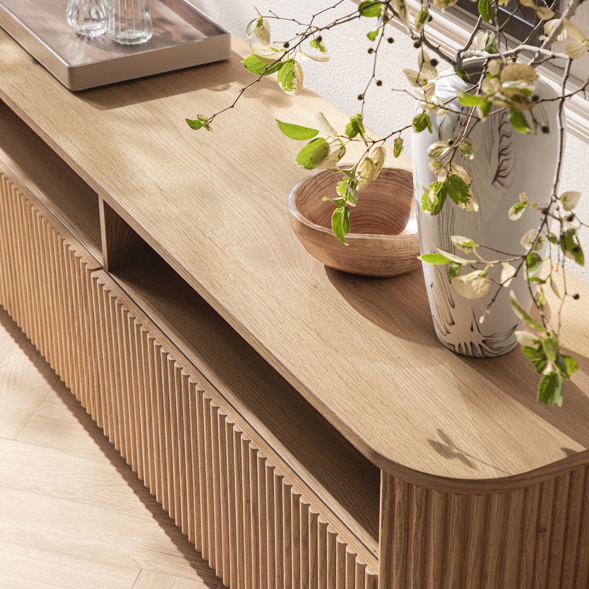 Maru 162cm TV Unit with Drawers, Oak