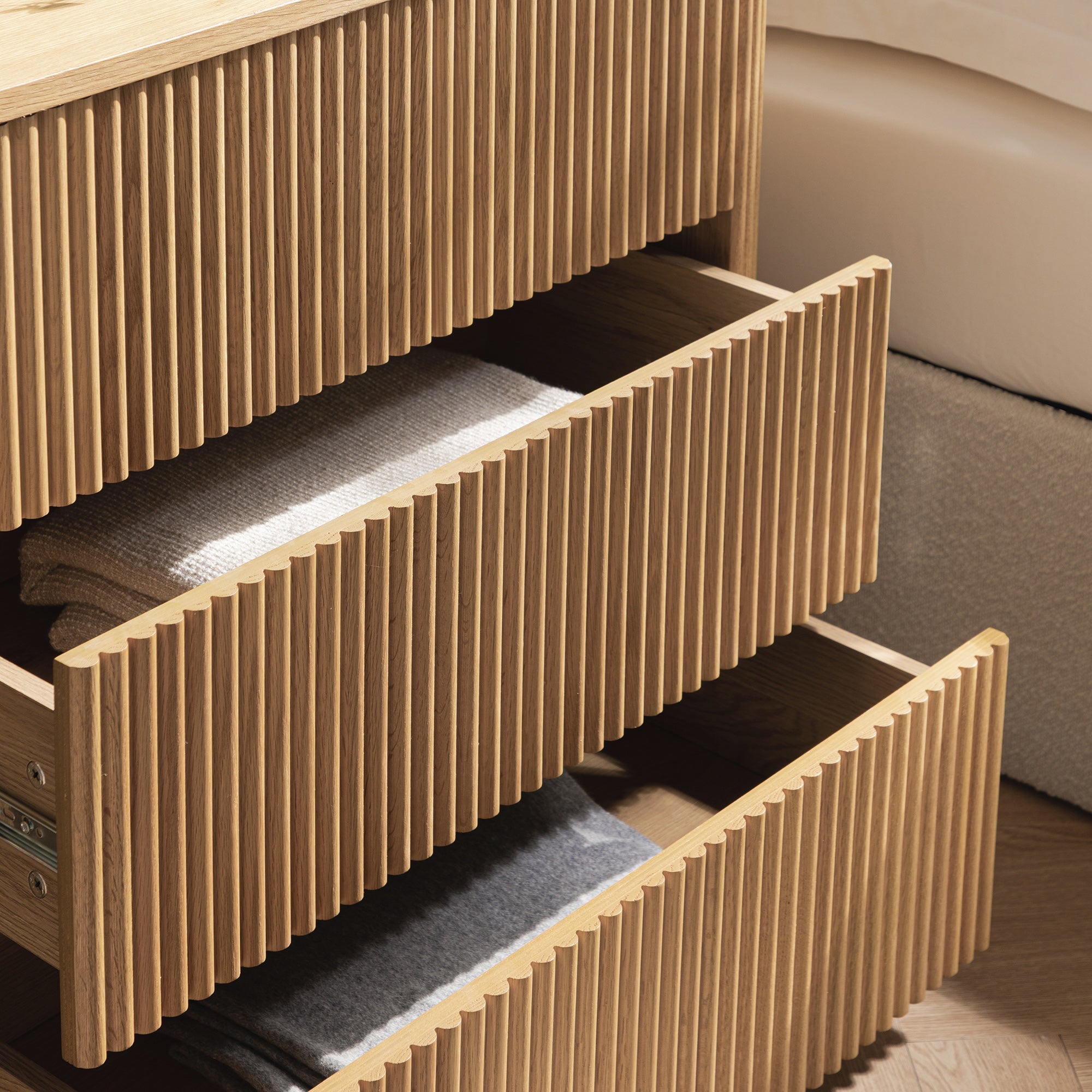 Maru Chest of 3 Drawers, Oak