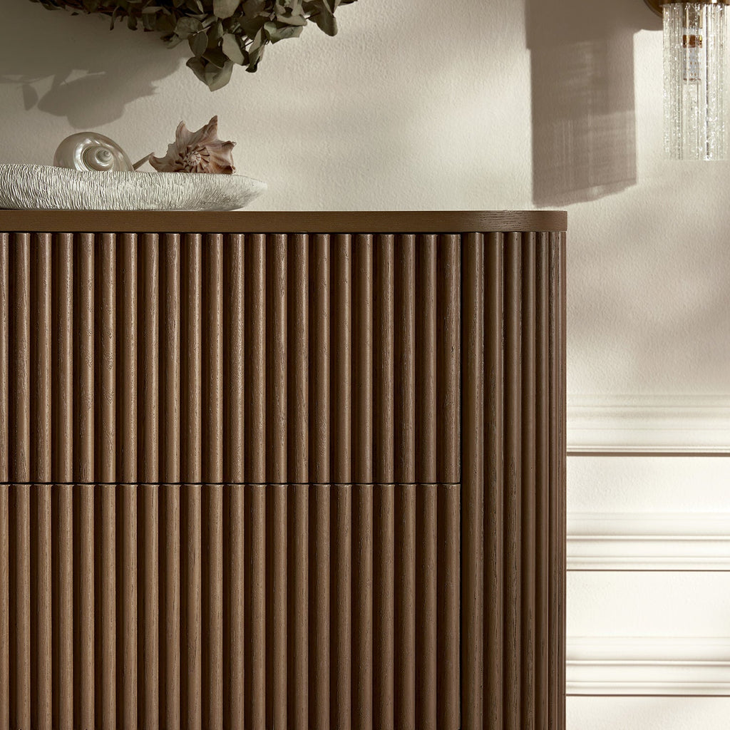 Maru Chest of 5 Drawers, Silver Oak