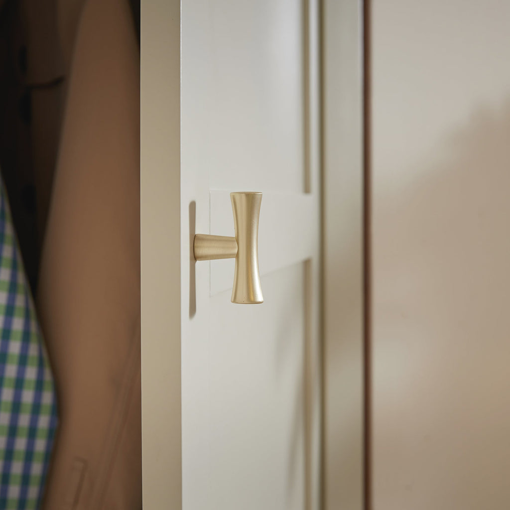 Oakham Double Wardrobe, Shaded White