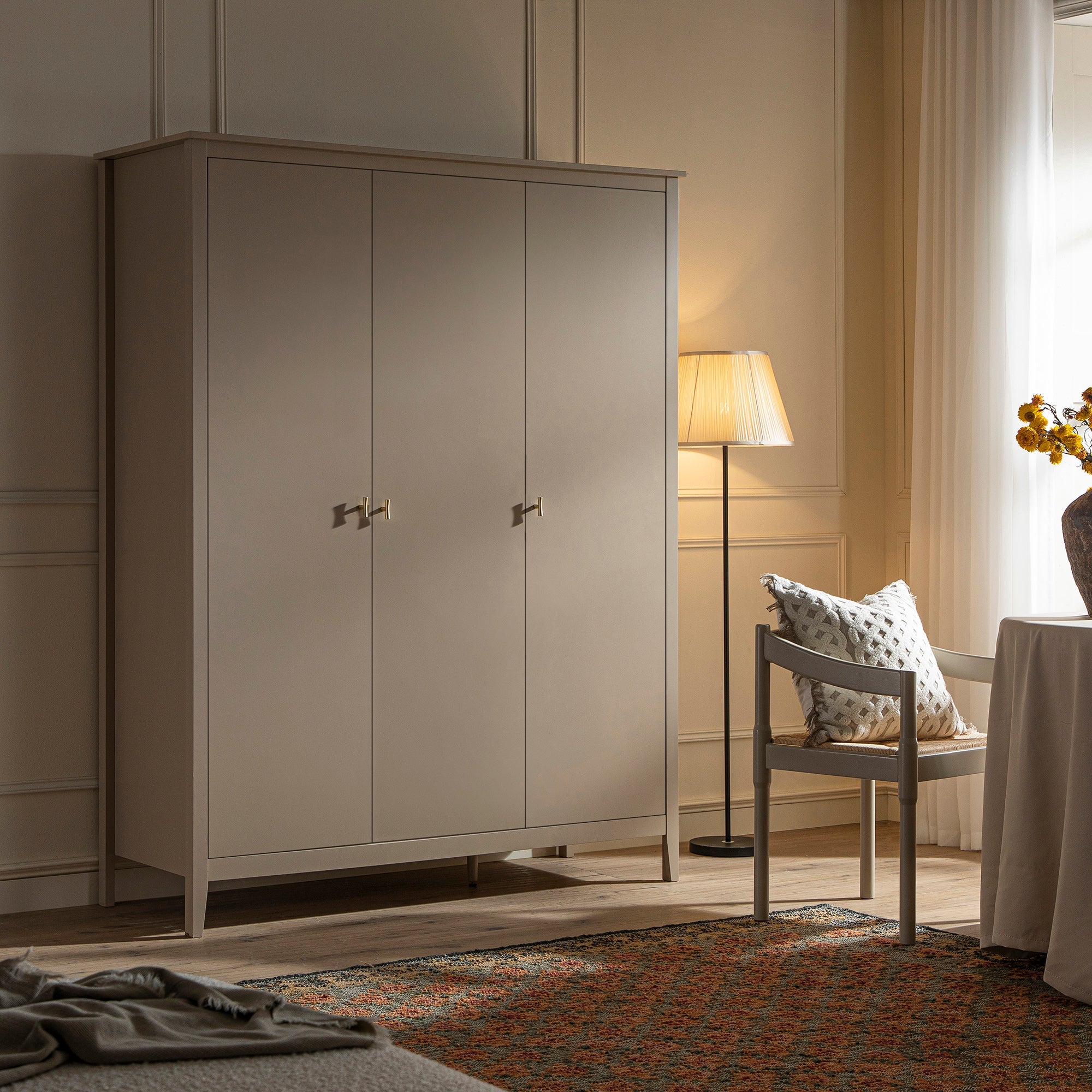 Oakham Triple Wardrobe, Deep Greige