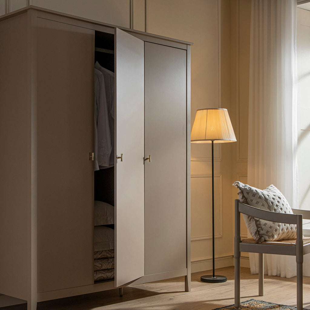 Oakham Triple Wardrobe, Deep Greige
