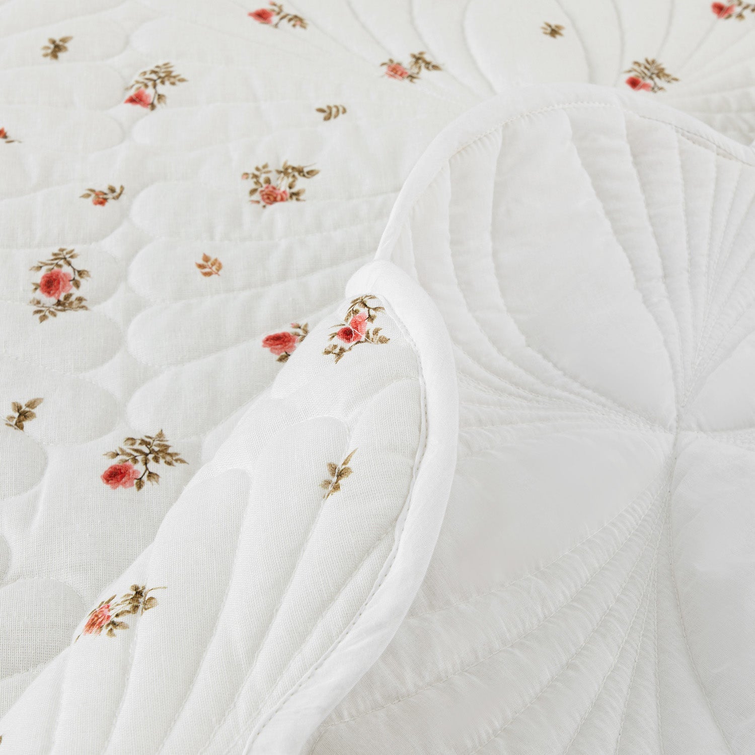 Darcy Rose Ivory White Scallop Quilted Linen Blend Bedspread