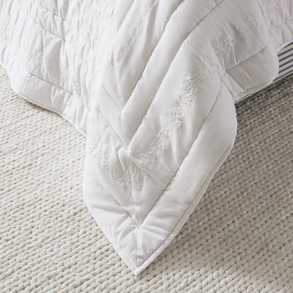 Esmeralda White Floral Embroidered Quilted Linen Blend Bedspread