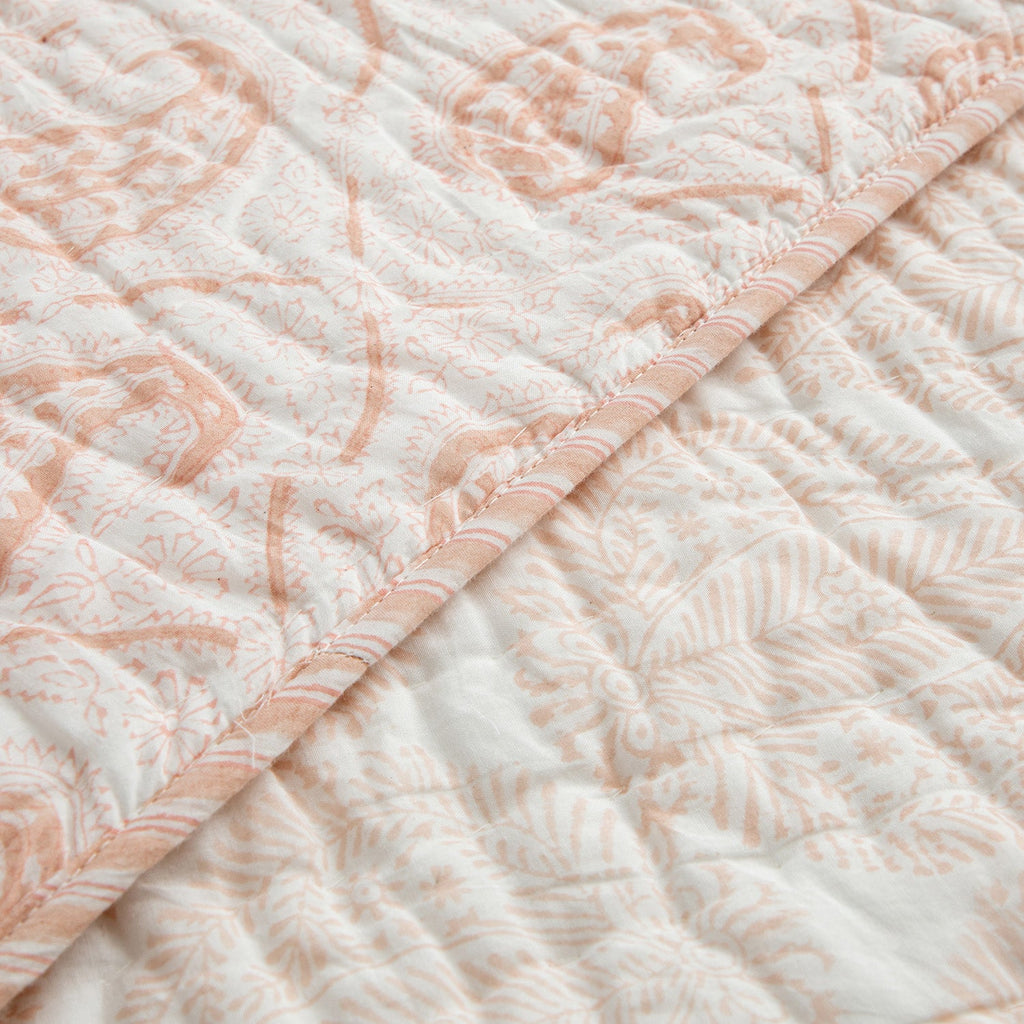 Juliette Peachy Pink Paisley Reversible Quilted Cotton Bedspread