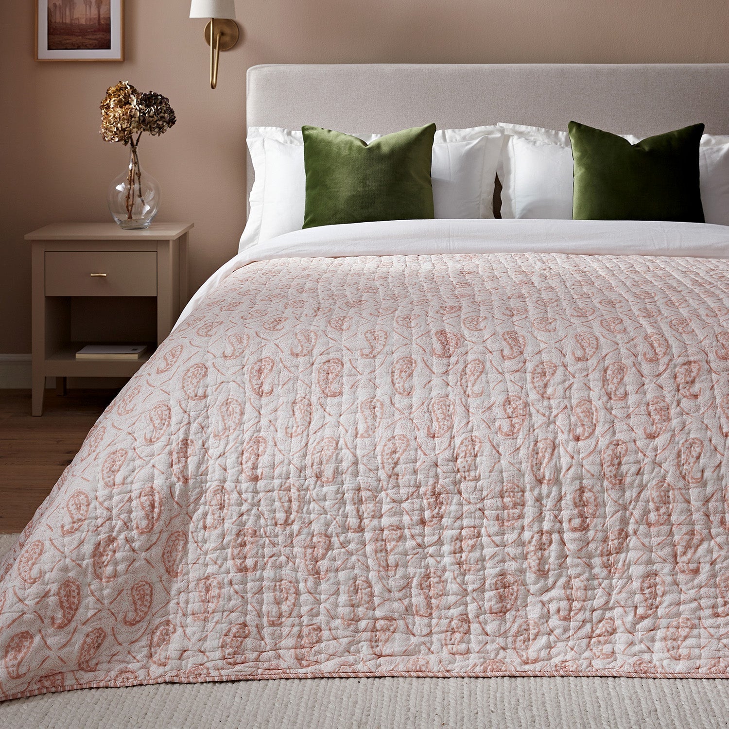 Juliette Peachy Pink Paisley Reversible Quilted Cotton Bedspread