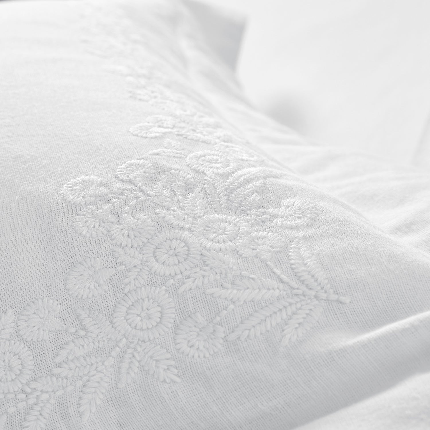 Esmeralda White Floral Embroidered Linen Blend Duvet Set
