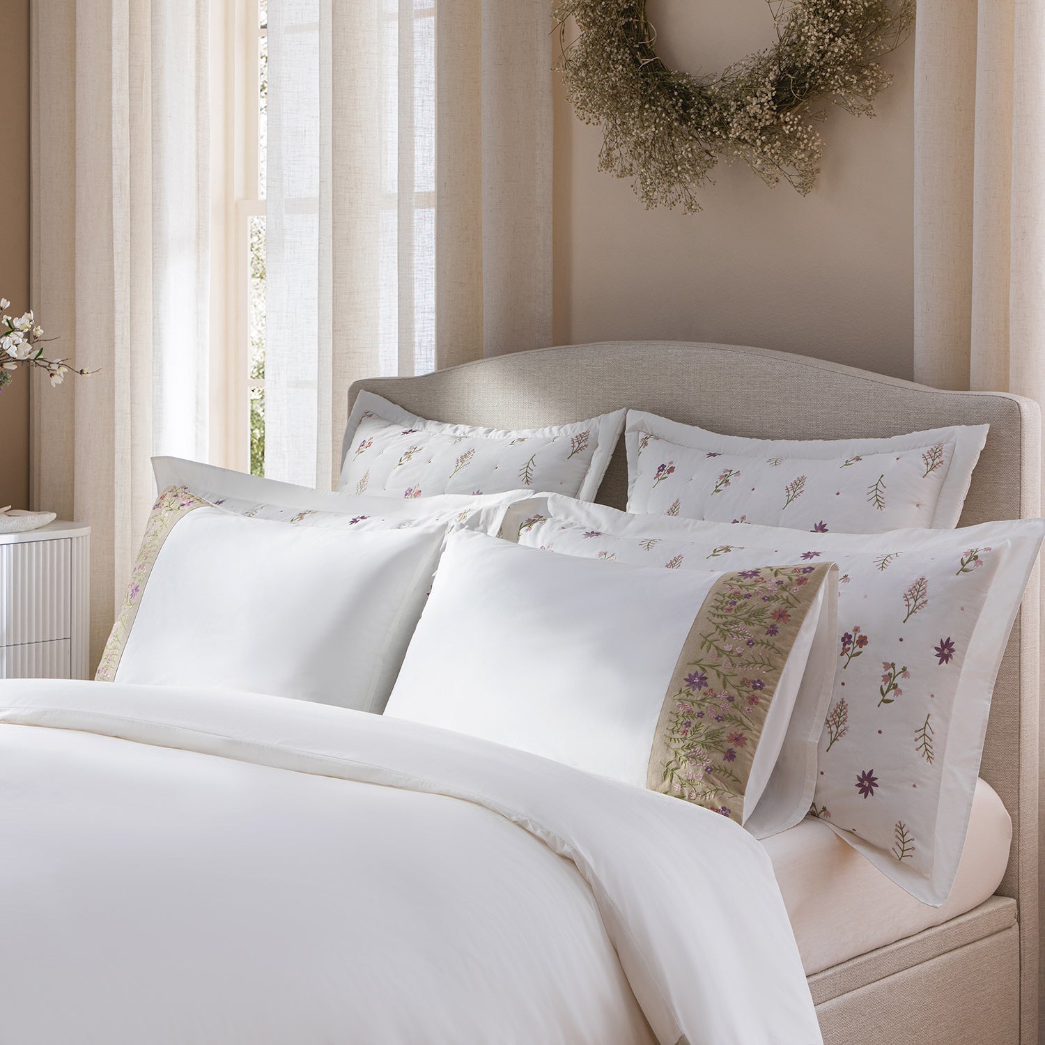 Evelyn Wildflower Embroidered 300 Thread Count Cotton Percale Duvet Set