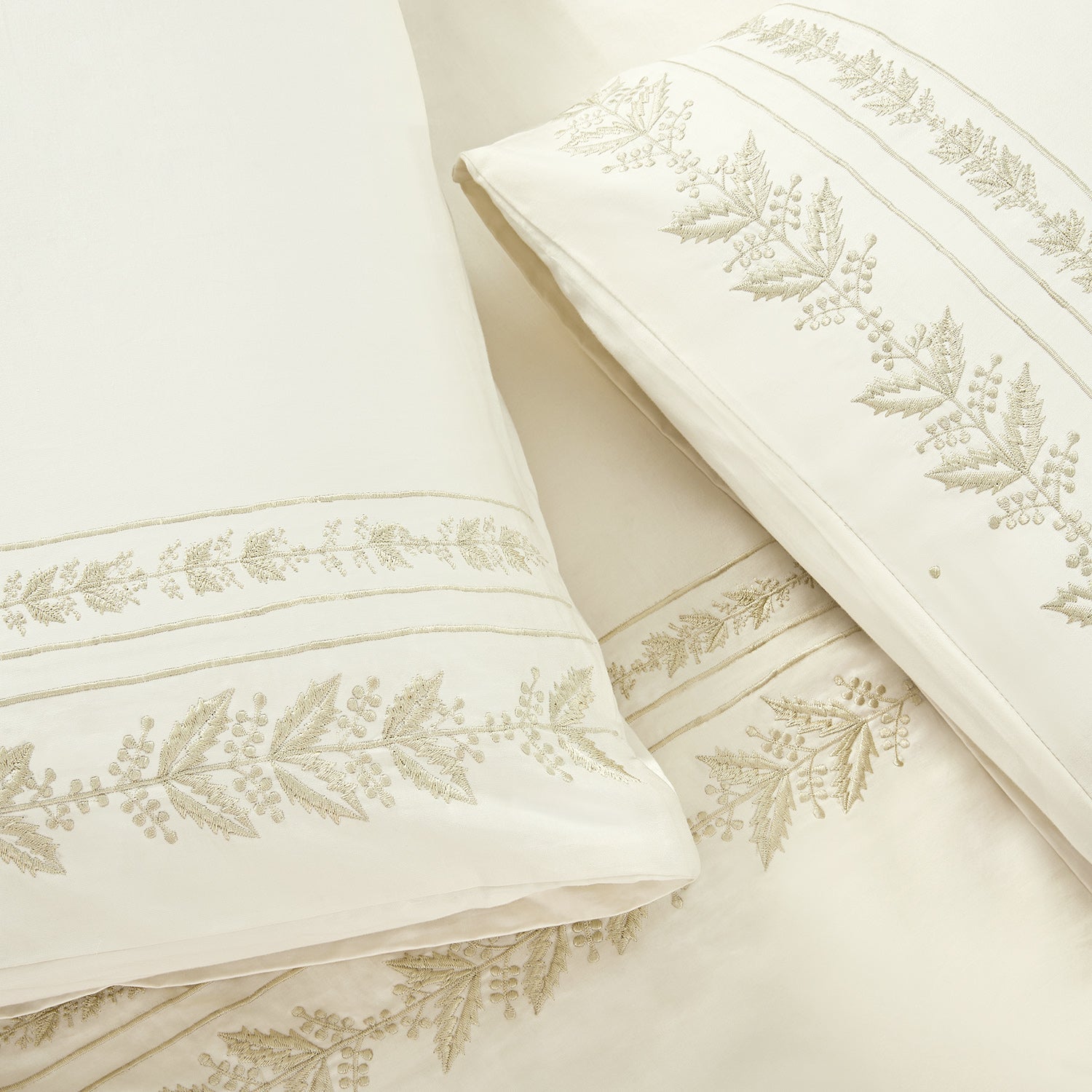 Gabrielle Ivory Leaf Embroidered 600 Thread Count Cotton Sateen Duvet Set