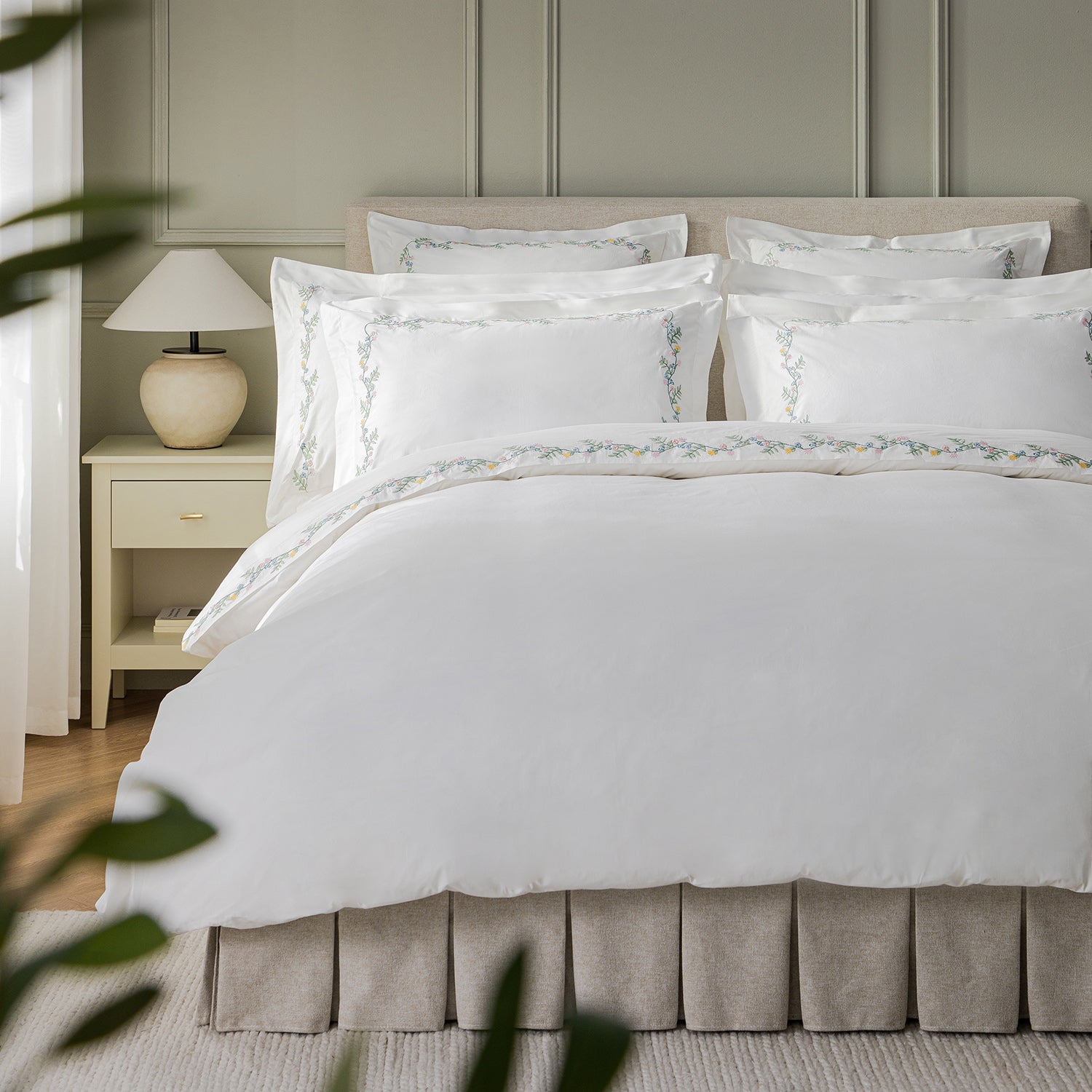 Meadow White Floral Embroidered 300 Thread Count Cotton Percale Duvet Set