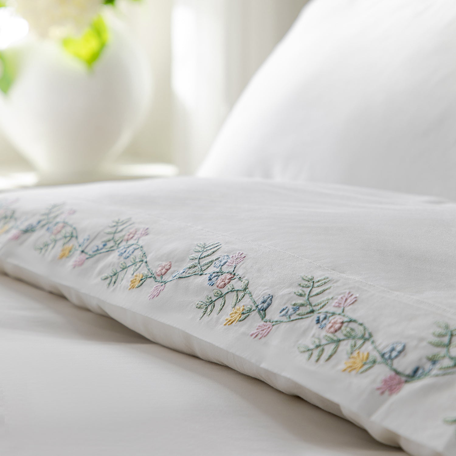 Meadow White Floral Embroidered 300 Thread Count Cotton Percale Duvet Set