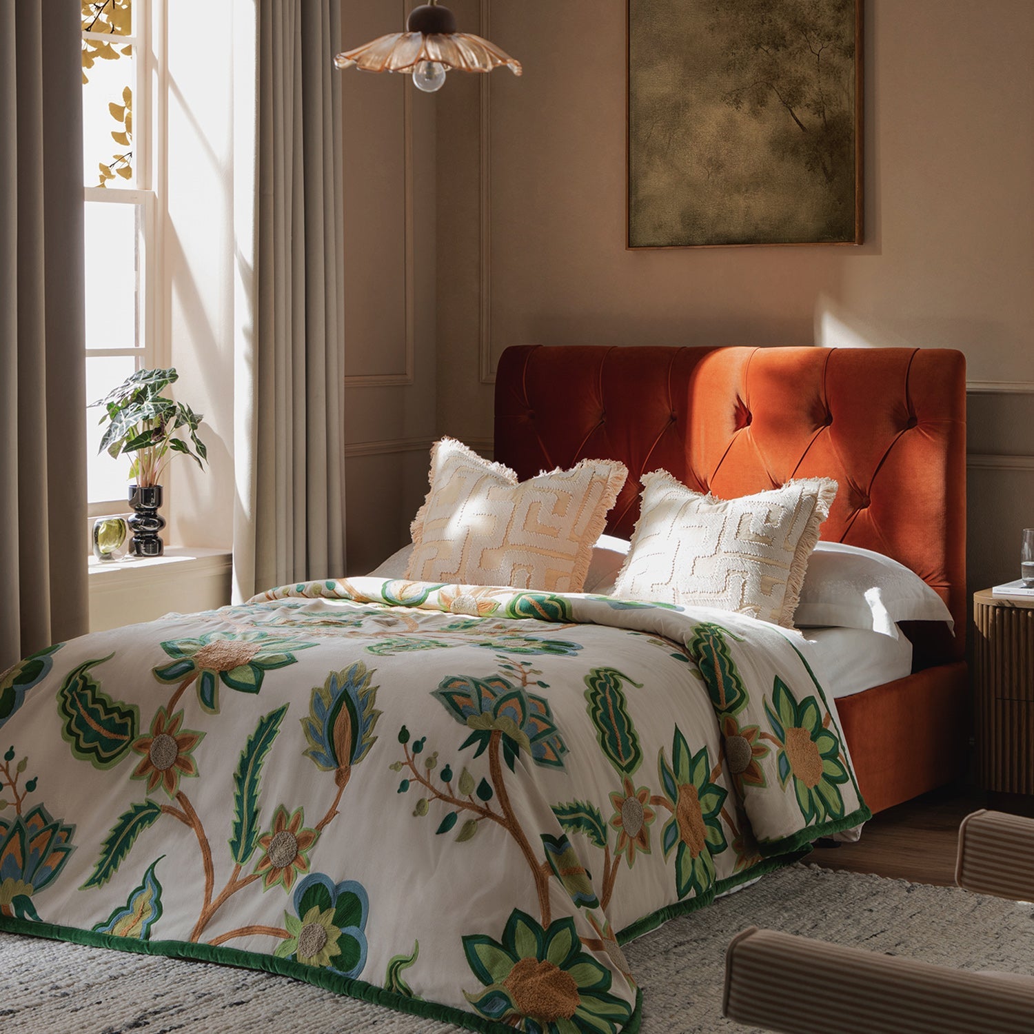 Portland Small Double Buttoned Fold-Out Bed in Ottoman, Rust Velvet